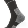 Sealskinz Solo QuickDry Enkelsokken, Zwart/grijs 1 Sealskinz Solo QuickDry Enkelsokken, Zwart/grijs -Sport- En Outdoorkleding sealskinz solo quickdry ankle socks black grey 1